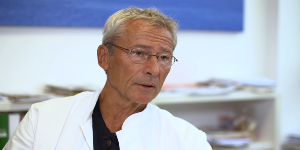 Dr. Claus Khnlein ber "fatale Corona-Experimente" der WHO